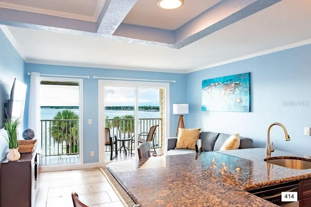 2506 N Rocky Point Drive Tampa FL 33607
