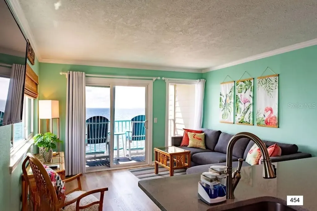 2506 N Rocky Point Drive Tampa FL 33607