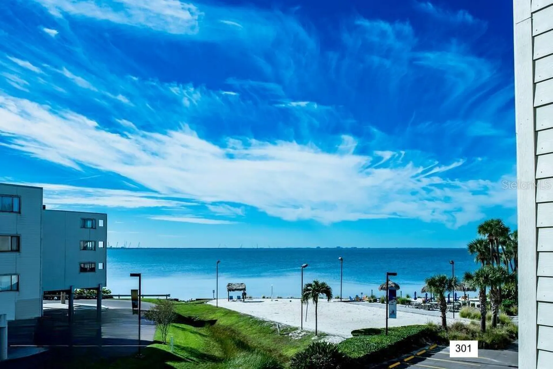 2506 N Rocky Point Drive Tampa FL 33607