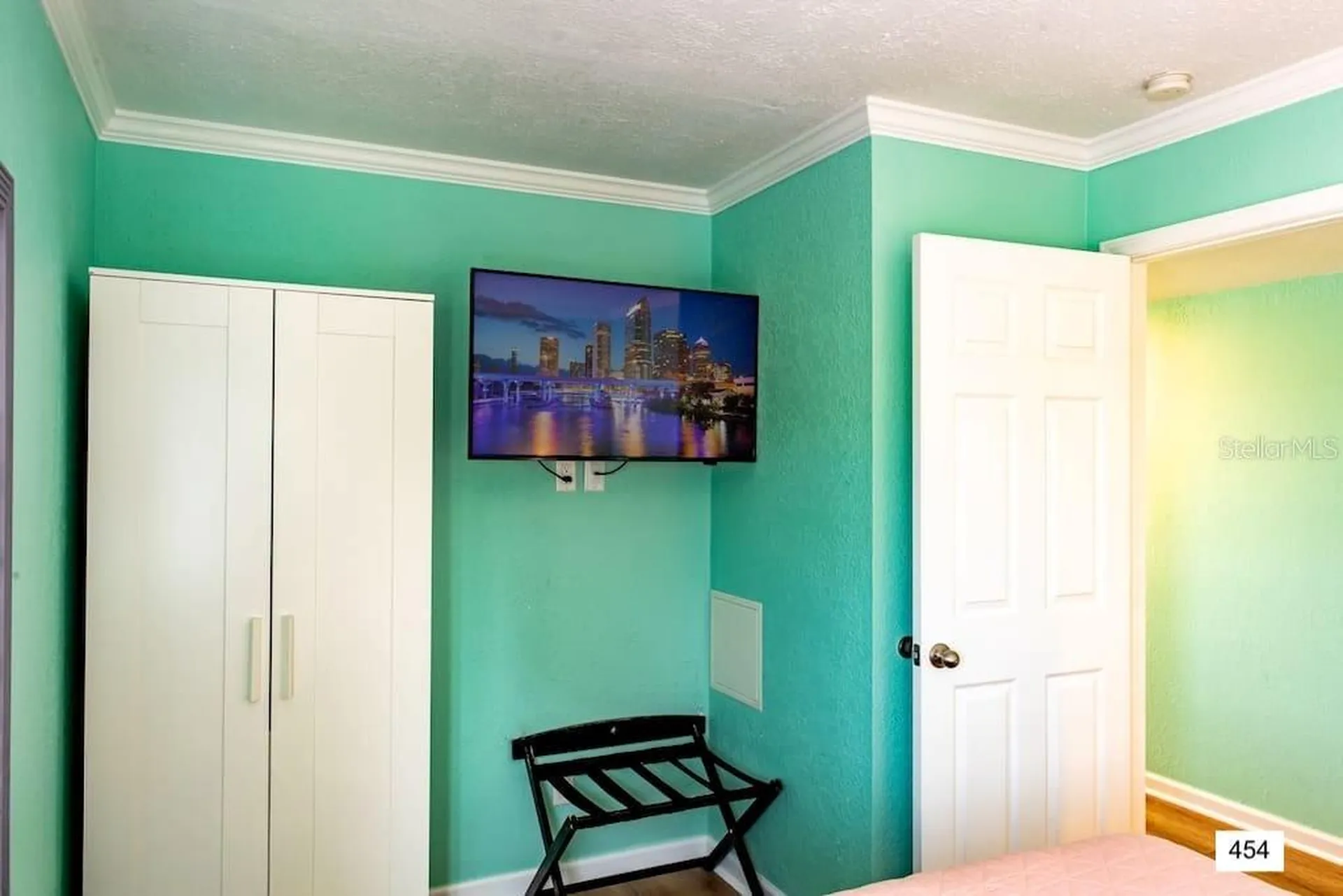 2506 N Rocky Point Drive Tampa FL 33607