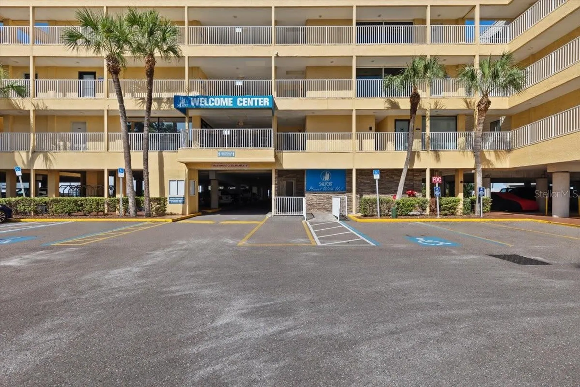 2506 N Rocky Point Drive Tampa FL 33607