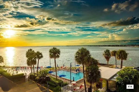 2506 N Rocky Point Drive Tampa FL 33607