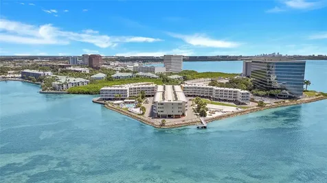 2506 N Rocky Point Drive Tampa FL 33607