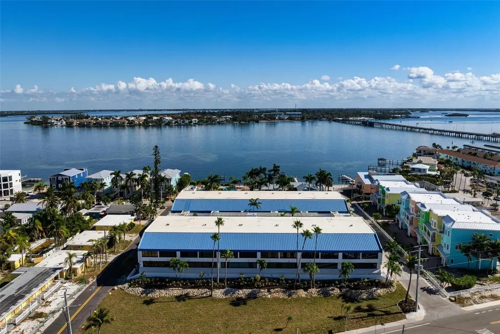 1007 Gulf Drive N Bradenton Beach FL 34217