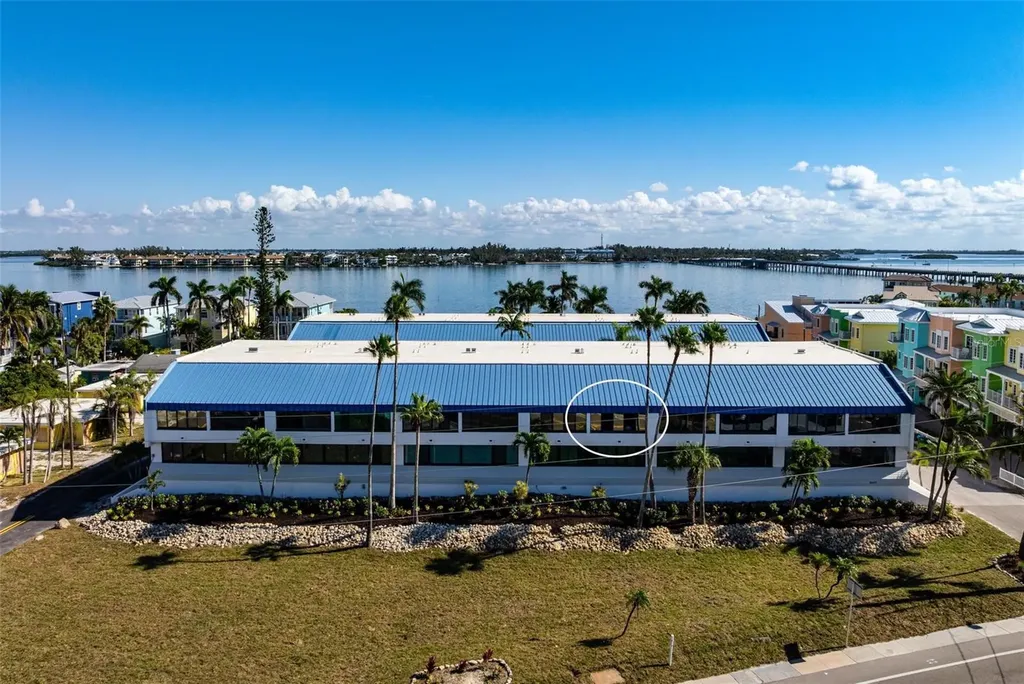 1007 Gulf Drive N Bradenton Beach FL 34217