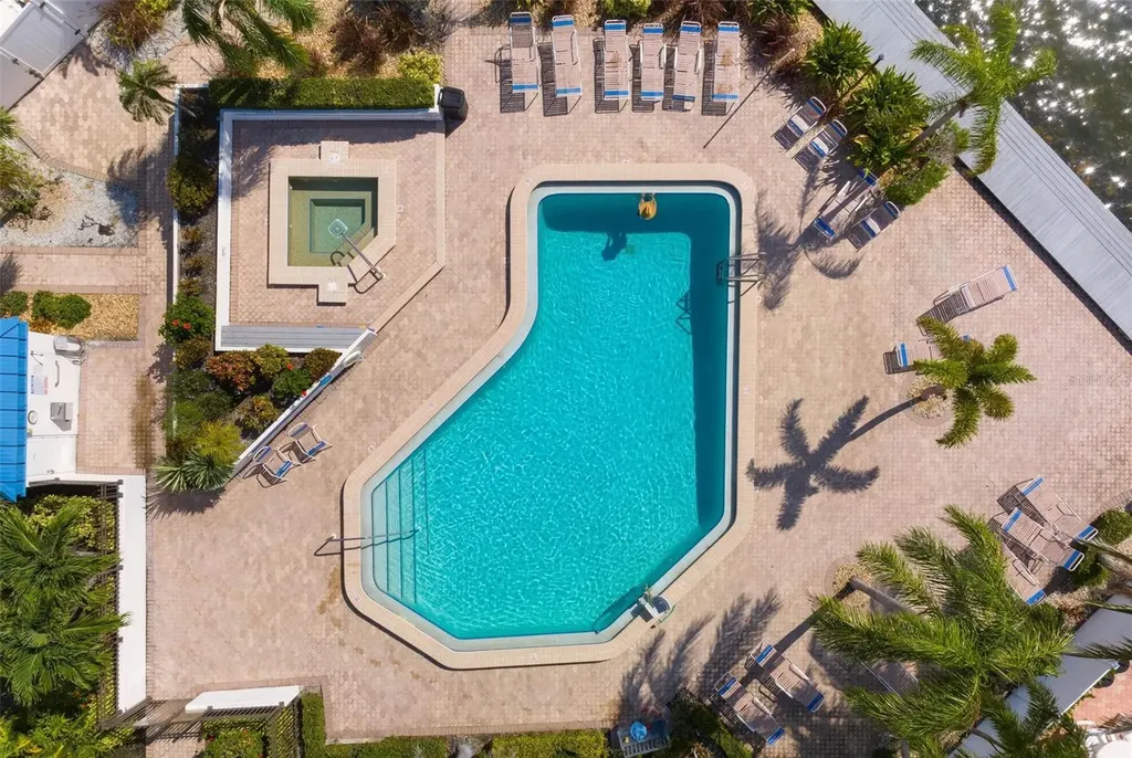 1007 Gulf Drive N Bradenton Beach FL 34217