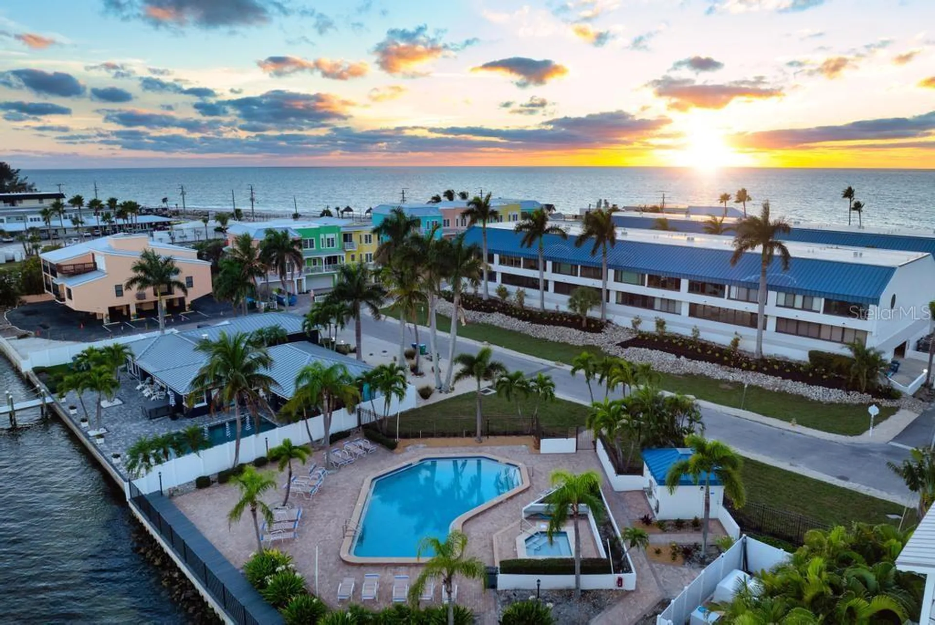 1007 Gulf Drive N Bradenton Beach FL 34217