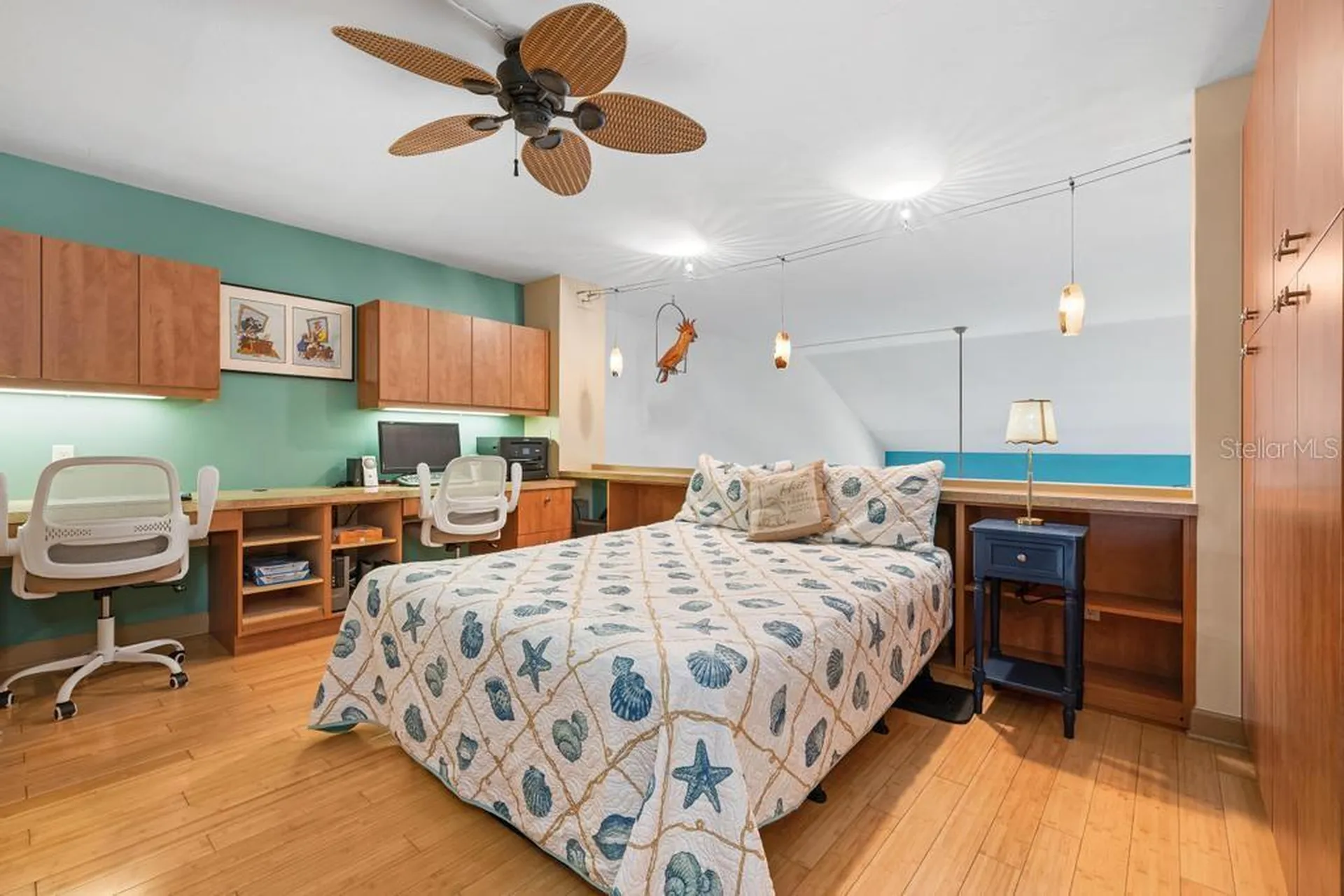 1007 Gulf Drive N Bradenton Beach FL 34217