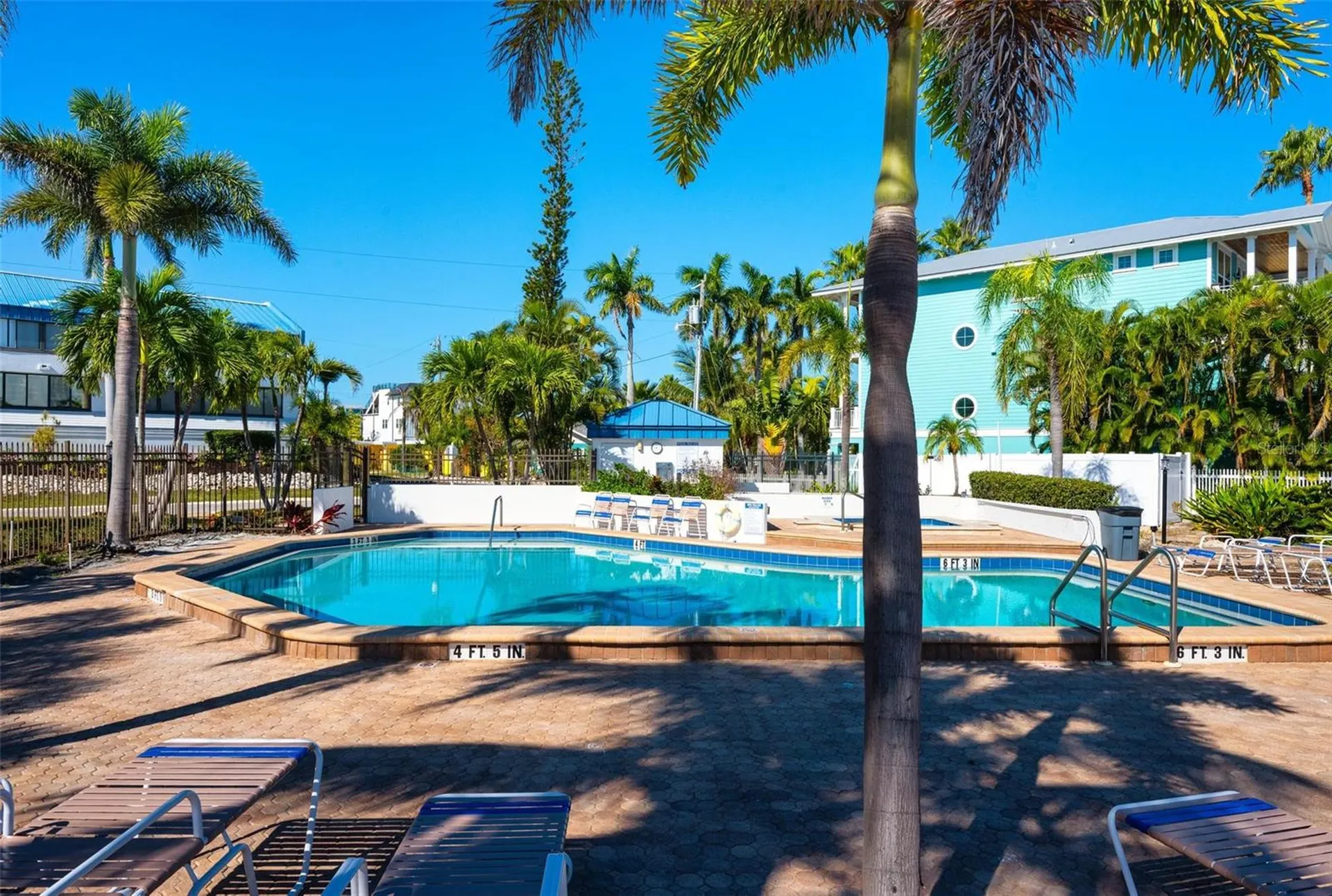 1007 Gulf Drive N Bradenton Beach FL 34217