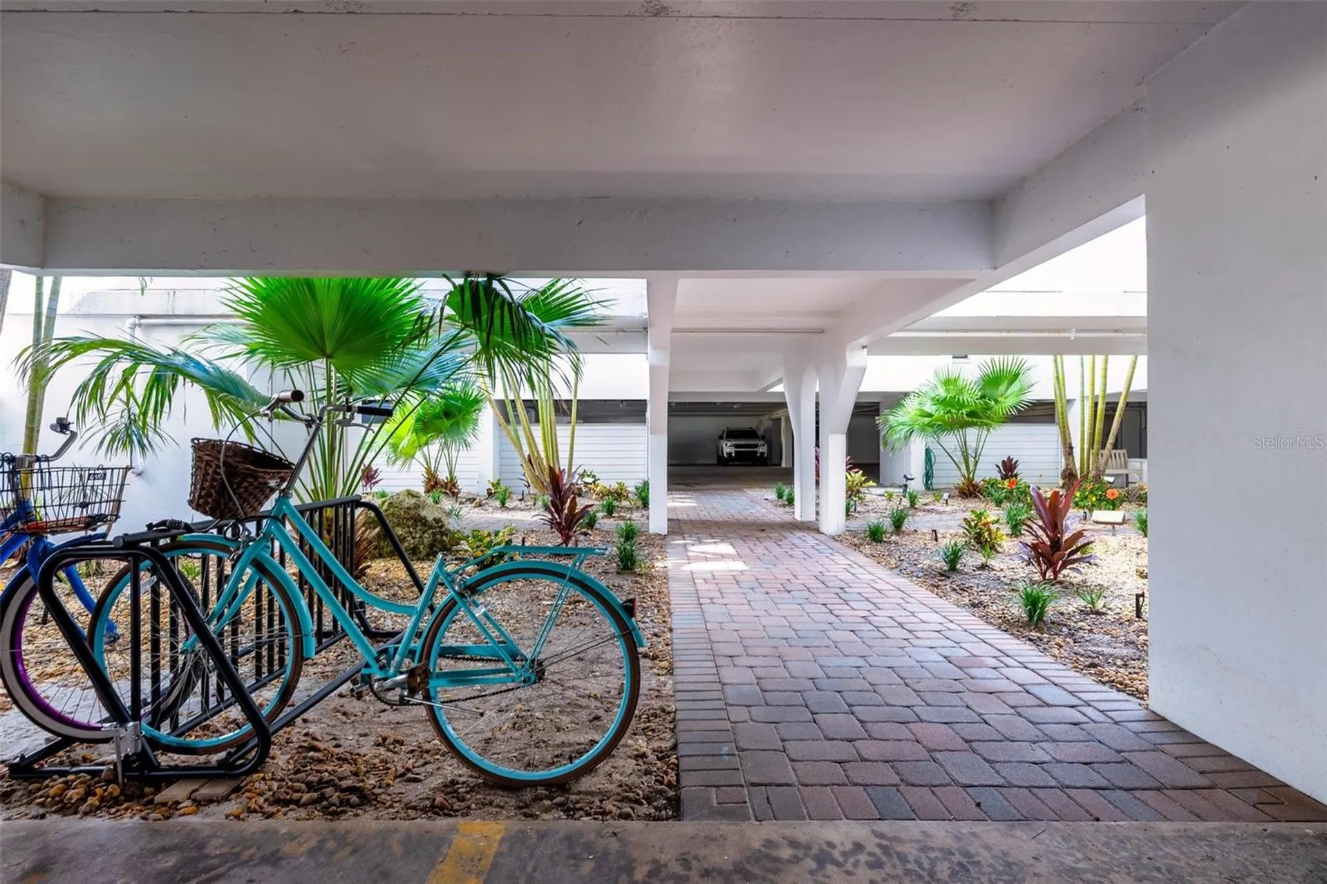 1007 Gulf Drive N Bradenton Beach FL 34217
