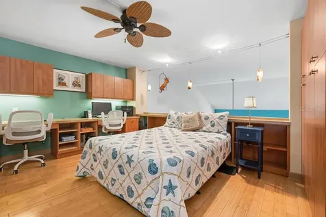 1007 Gulf Drive N Bradenton Beach FL 34217