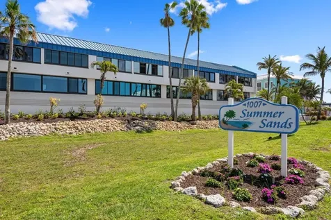 1007 Gulf Drive N Bradenton Beach FL 34217