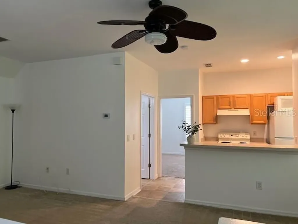 947 Spring Park Loop Kissimmee FL 34747