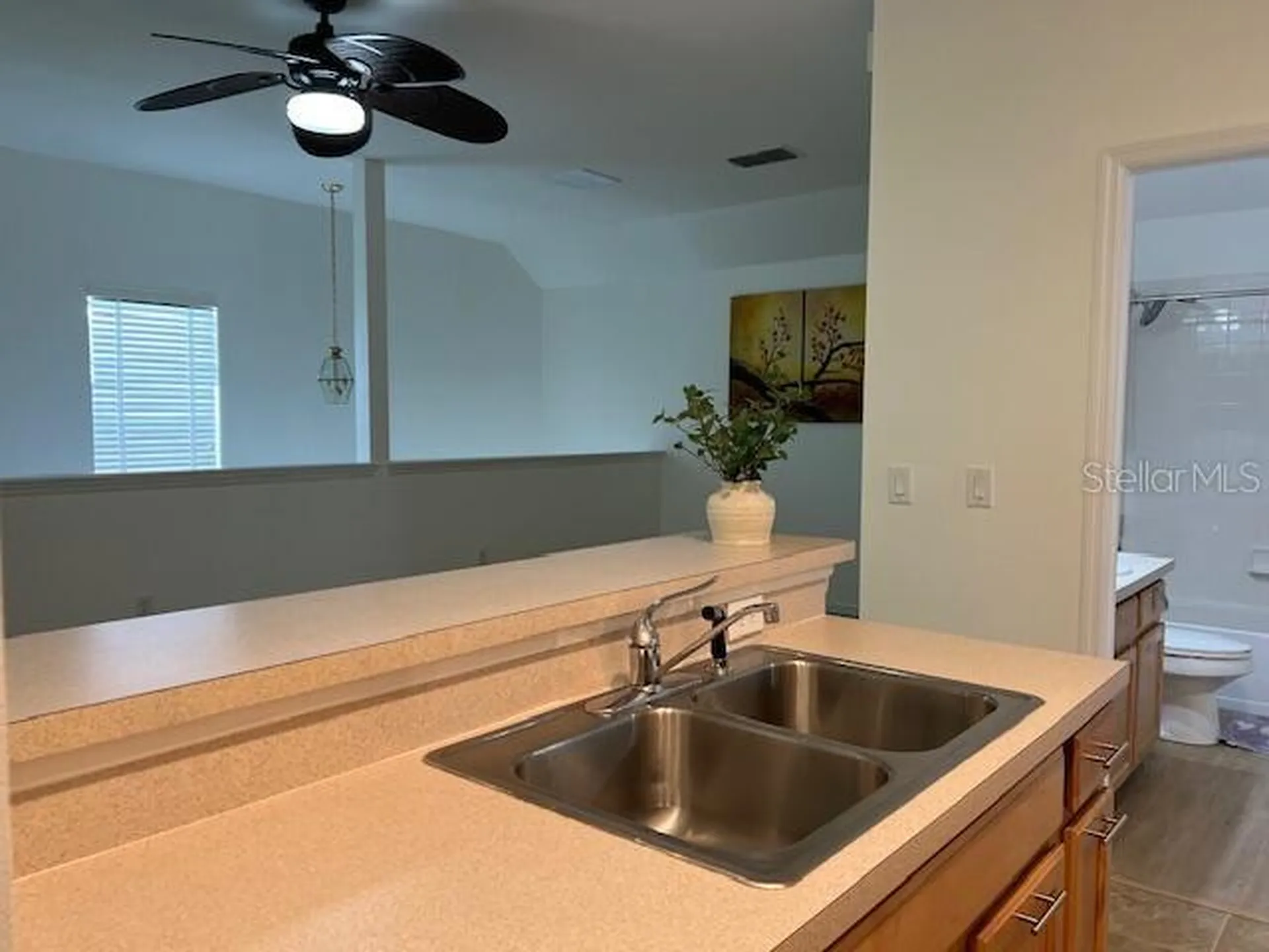 947 Spring Park Loop Kissimmee FL 34747