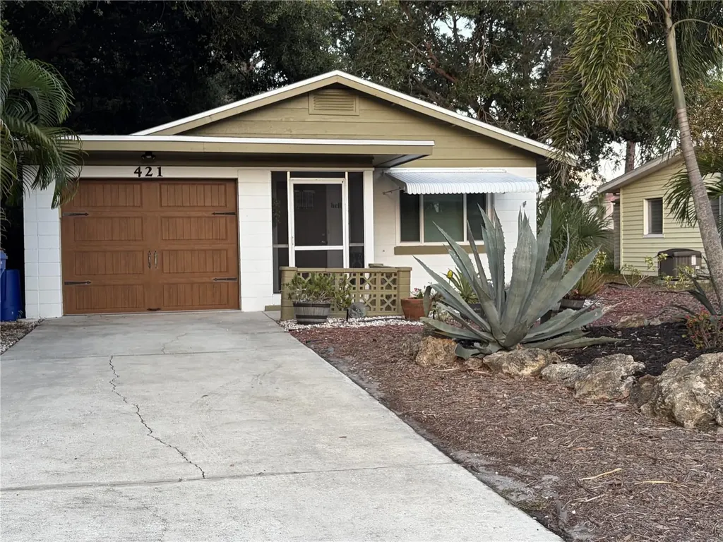 421 Riviera Street Venice FL 34285