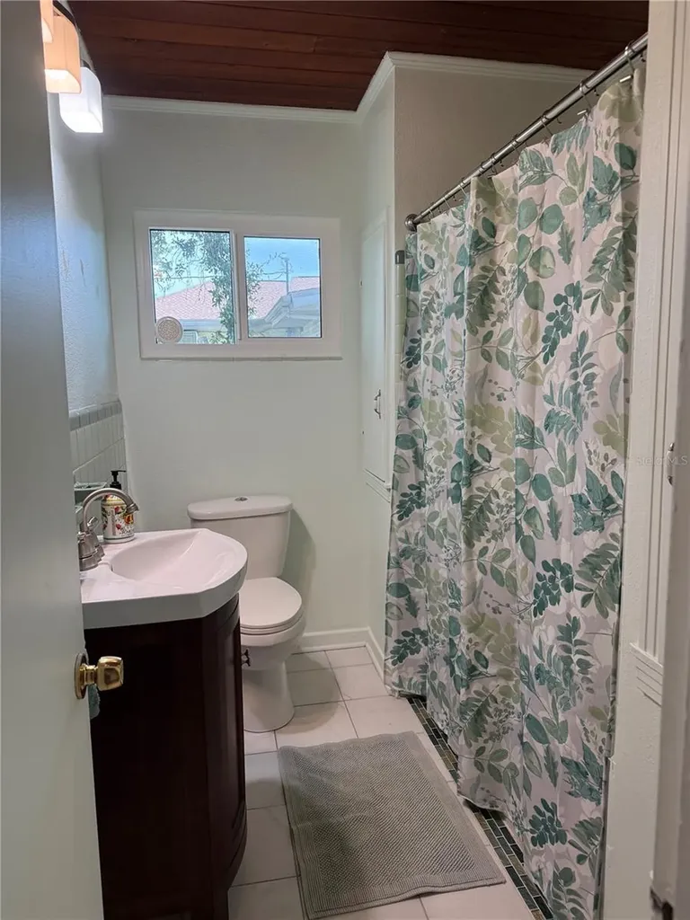 421 Riviera Street Venice FL 34285