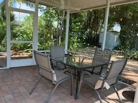 421 Riviera Street Venice FL 34285