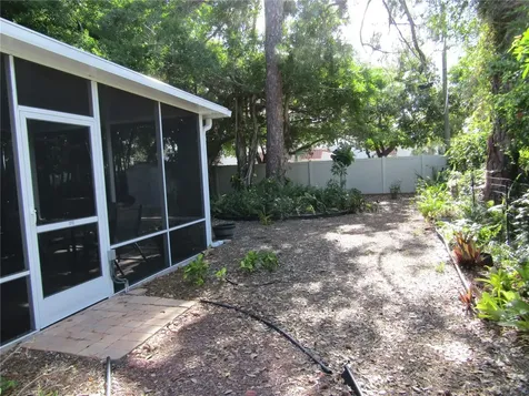 421 Riviera Street Venice FL 34285