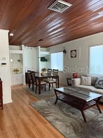 421 Riviera Street Venice FL 34285