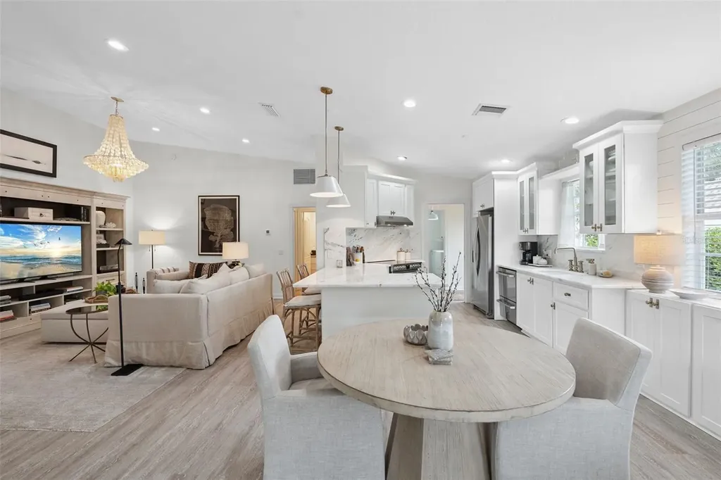 8846 Estepona Court Sarasota FL 34238