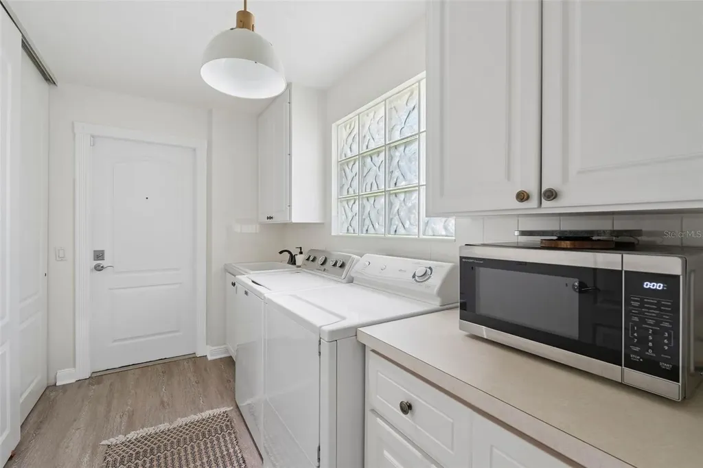 8846 Estepona Court Sarasota FL 34238