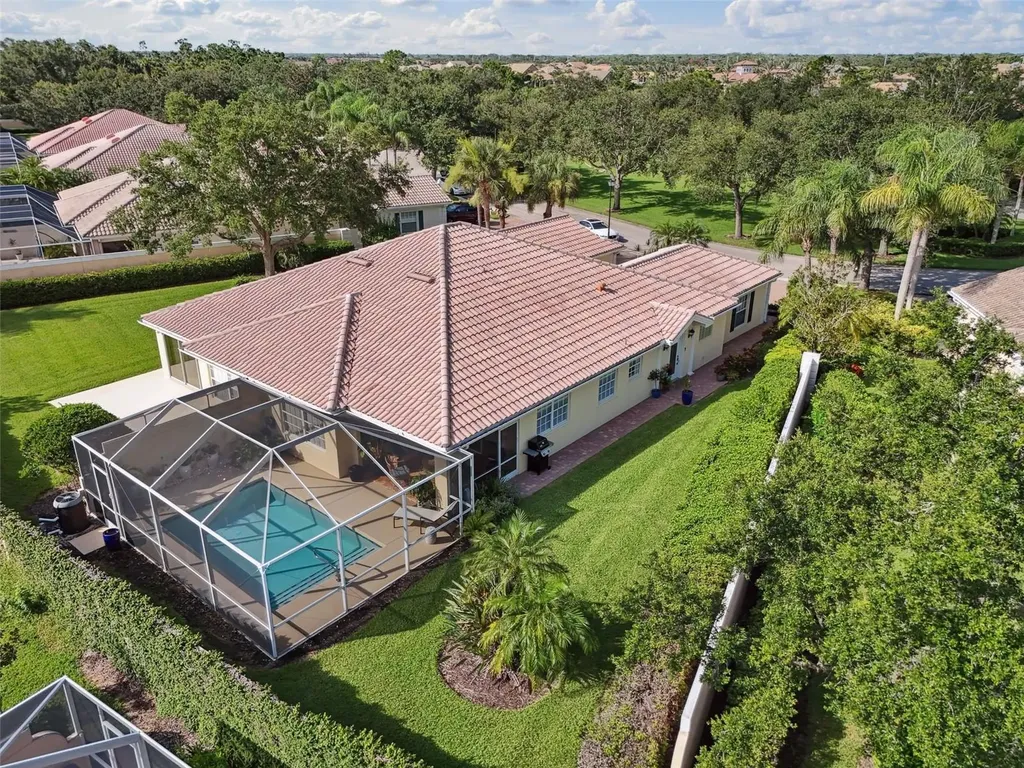 8846 Estepona Court Sarasota FL 34238