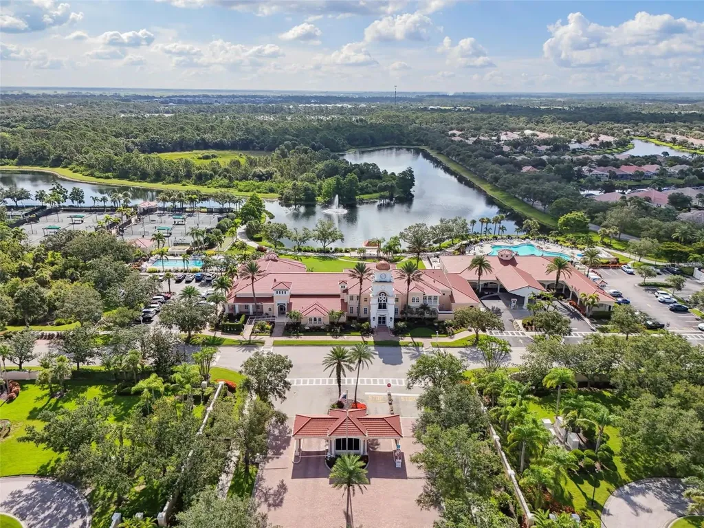 8846 Estepona Court Sarasota FL 34238