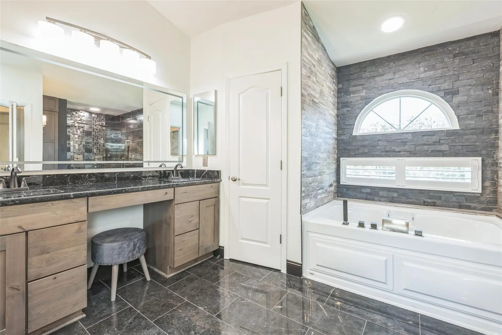 436 Lafayette Boulevard Oldsmar FL 34677