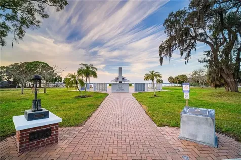 436 Lafayette Boulevard Oldsmar FL 34677