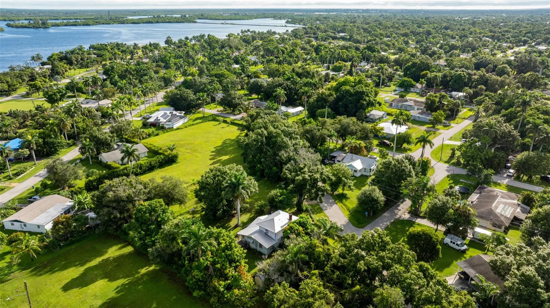 62 Prospect Avenue Fort Myers FL 33905