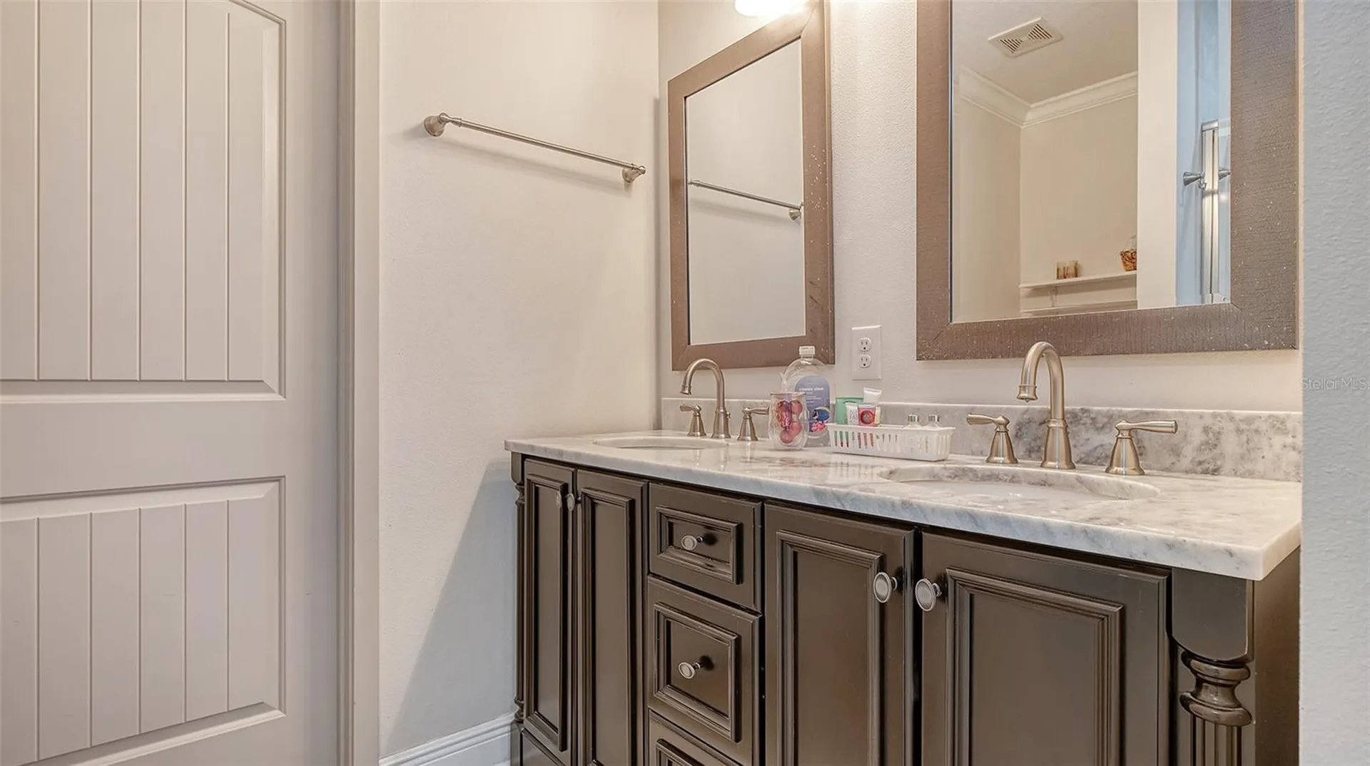 86 Arbor Oaks Drive Sarasota FL 34232