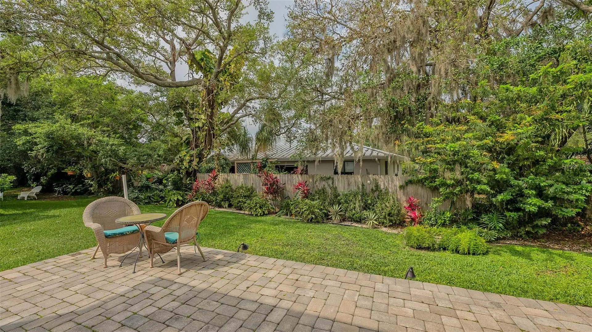 86 Arbor Oaks Drive Sarasota FL 34232