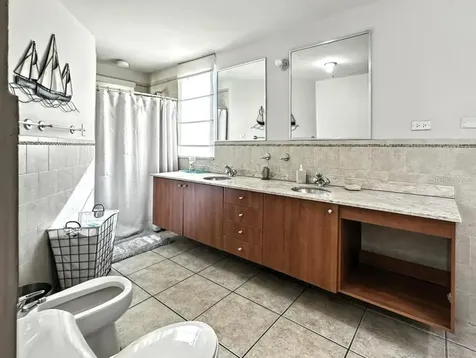 Via Capri # 8 Aquabella Humacao PR 00791