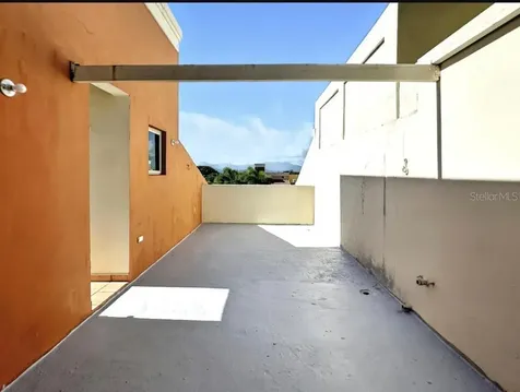 Via Capri # 8 Aquabella Humacao PR 00791