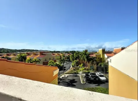 Via Capri # 8 Aquabella Humacao PR 00791