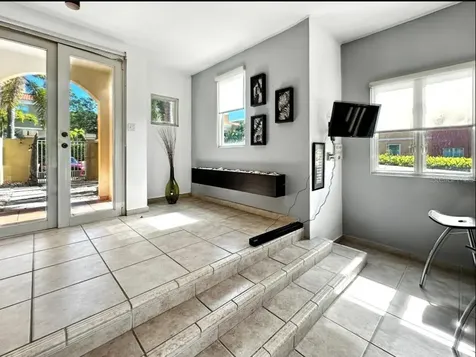 Via Capri # 8 Aquabella Humacao PR 00791