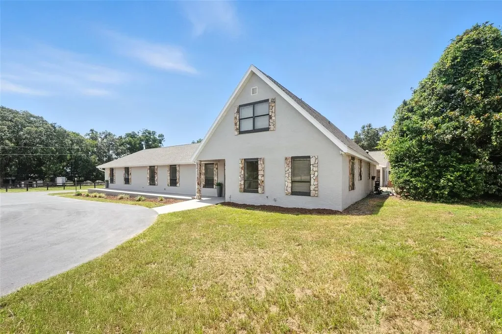 1960 SE 150th Street Summerfield FL 34491