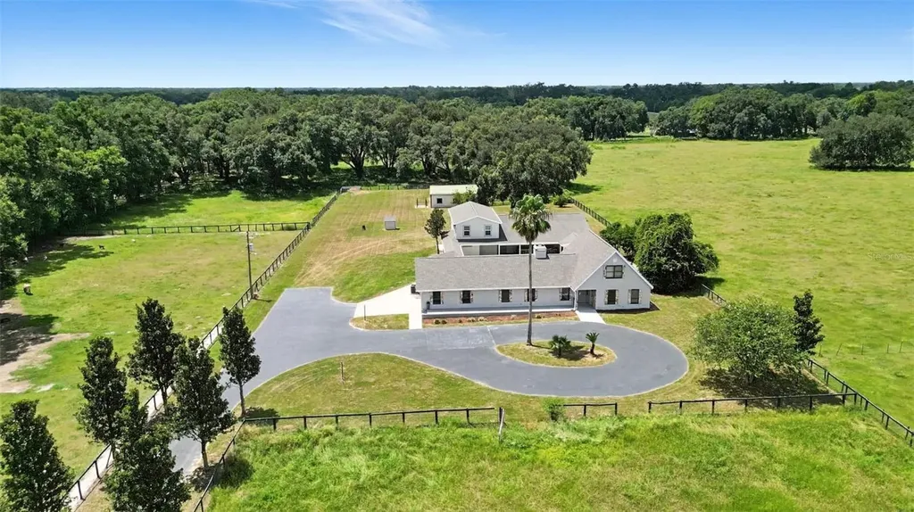 1960 SE 150th Street Summerfield FL 34491