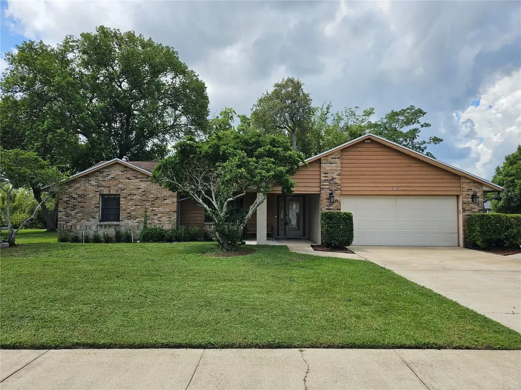 320 Secret Way Court Casselberry FL 32707