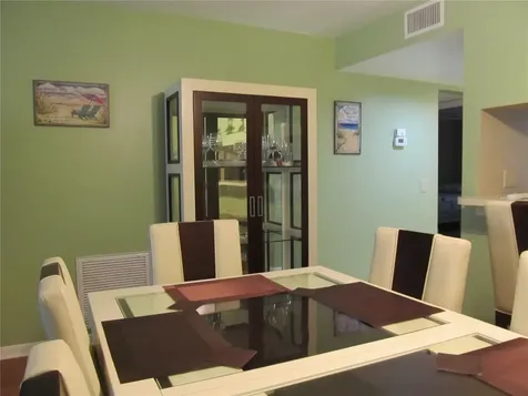 4733 Winslow Beacon Sarasota FL 34235