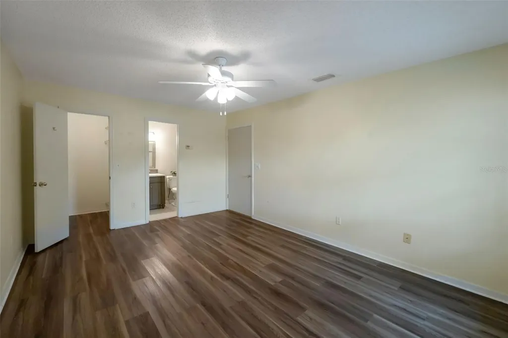 1005 Harefield Circle Sun City Center FL 33573