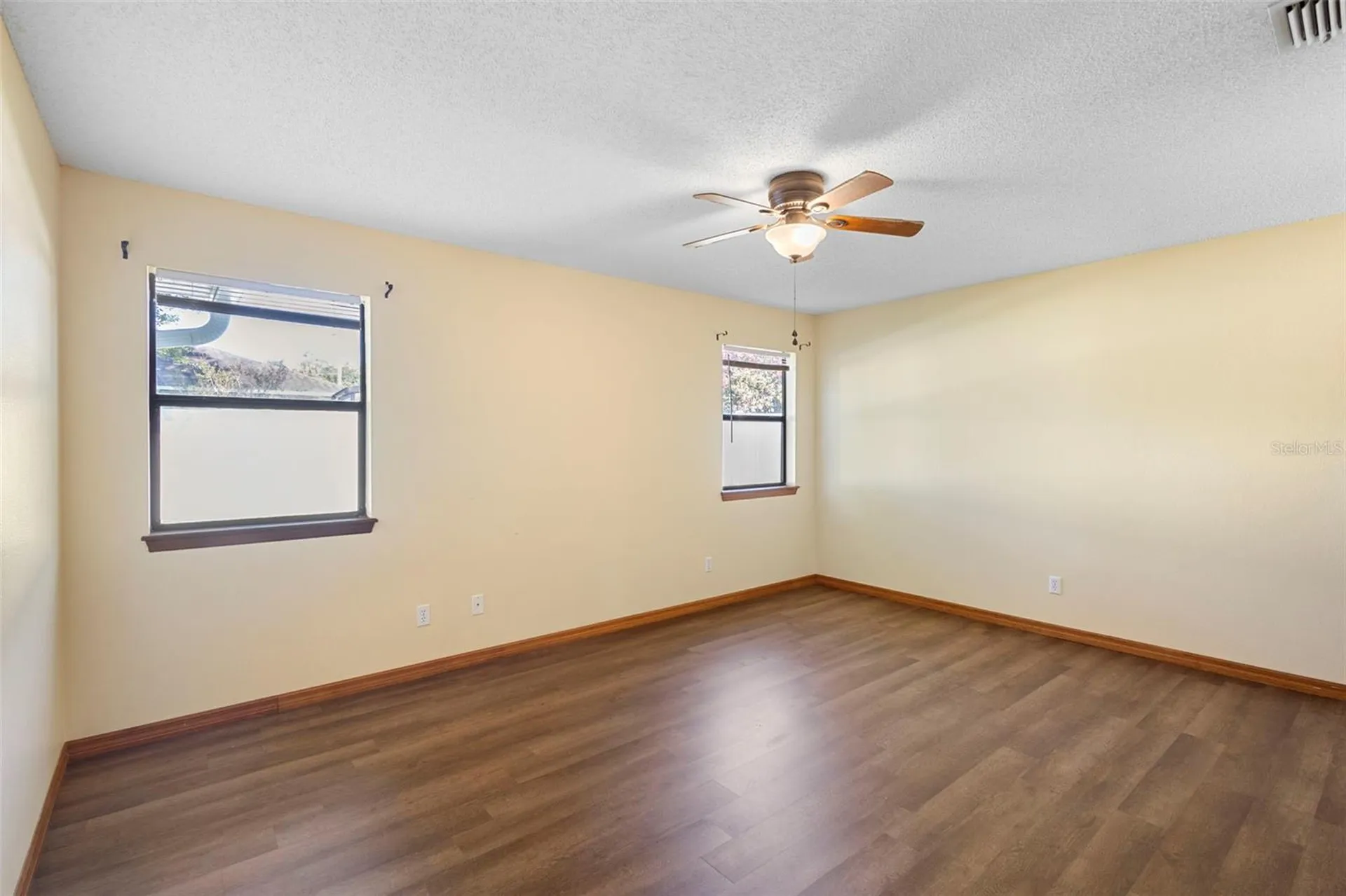 1150 Orangewood Avenue Deland FL 32724