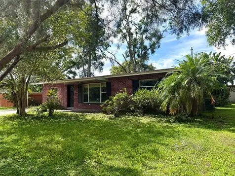 7618 Alvina Street Tampa FL 33625
