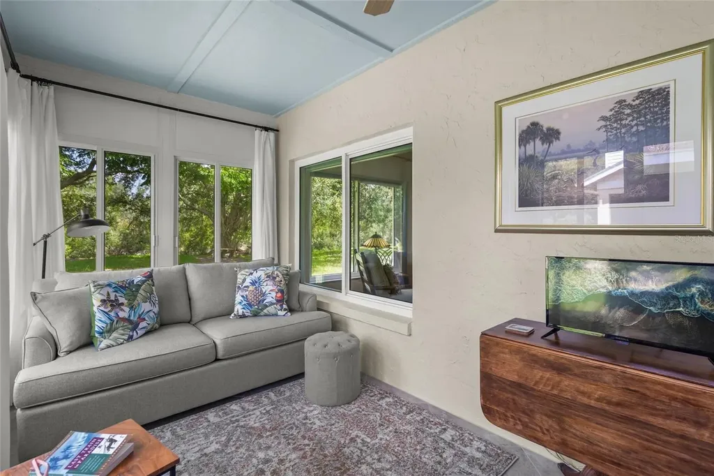 4239 Carriage Drive Sarasota FL 34241