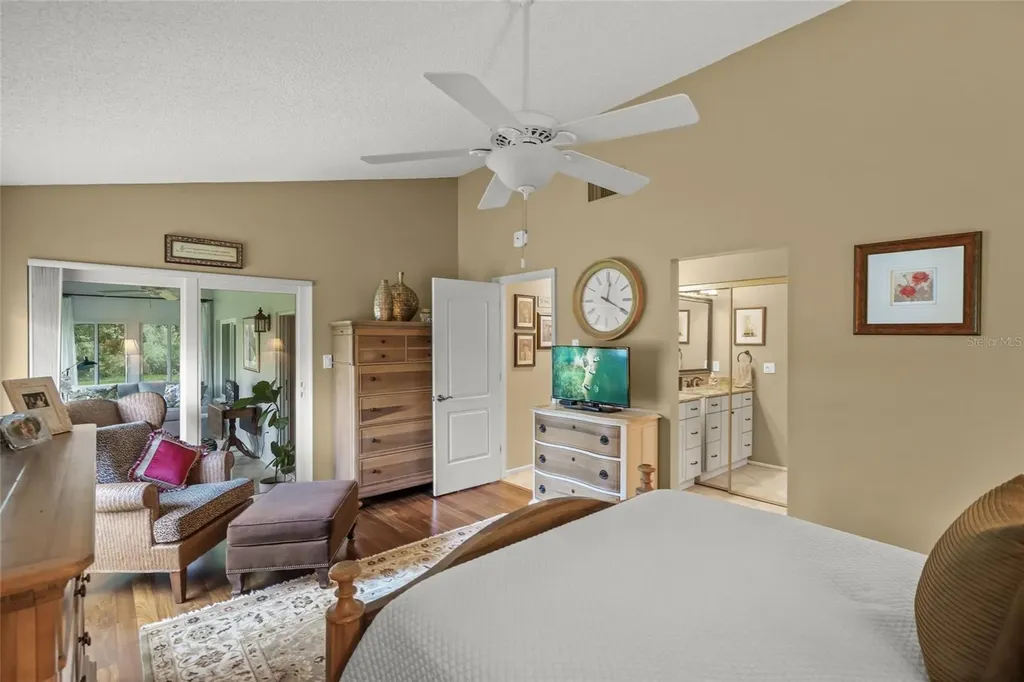 4239 Carriage Drive Sarasota FL 34241