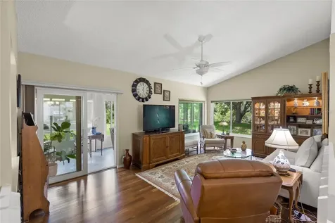 4239 Carriage Drive Sarasota FL 34241