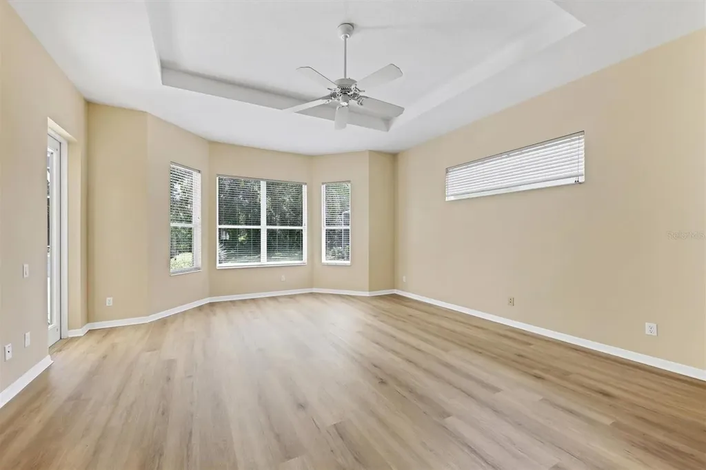 6935 Lennox Place University Park FL 34201