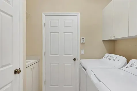 6935 Lennox Place University Park FL 34201