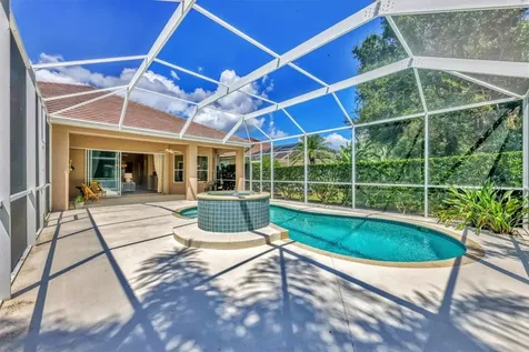 6935 Lennox Place University Park FL 34201