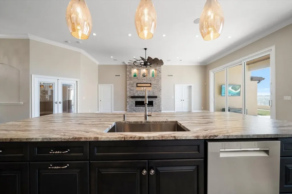 422 55th Avenue St Pete Beach FL 33706